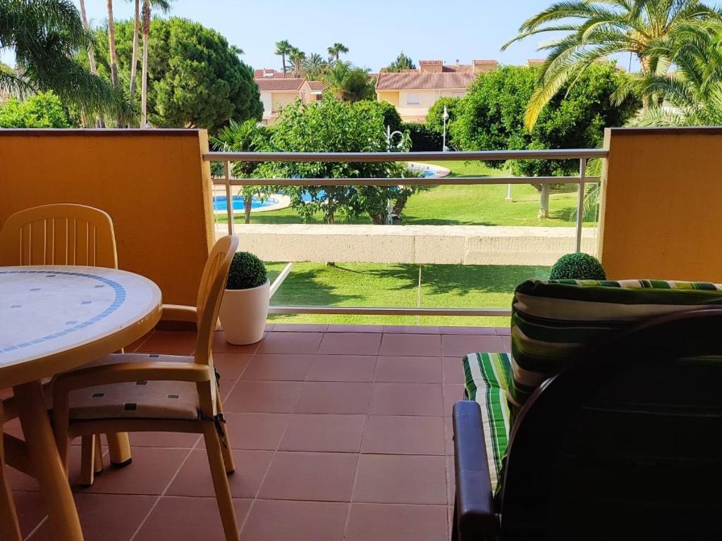 Denia Clemenvilla Bagian luar foto